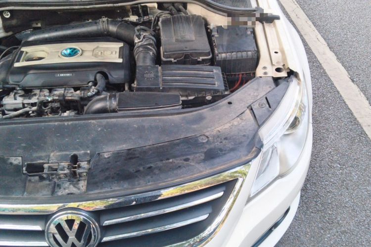 Used Volkswagen FAW-Volkswagen CC 2012 2.0 TSI Luxury Model Engine Bay Left
