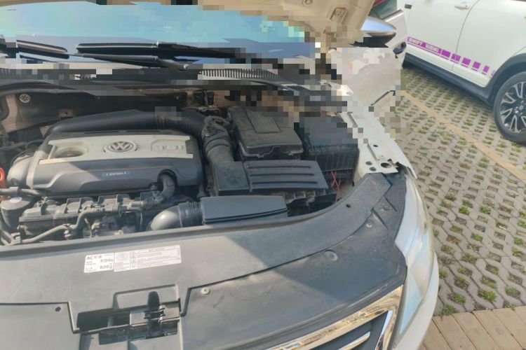 Used Volkswagen FAW-Volkswagen CC 2012 1.8TSI Luxury Model Engine Bay Left