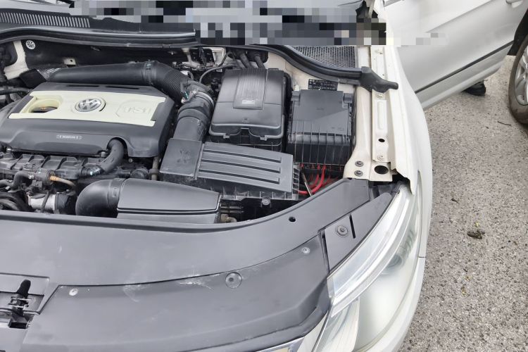 Used Volkswagen FAW-Volkswagen CC 2012 1.8TSI Luxury Model Engine Bay Left
