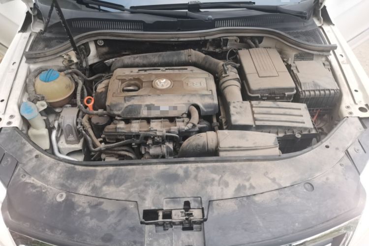 Used Volkswagen FAW-Volkswagen CC 2012 1.8TSI Prestige Model Engine Bay