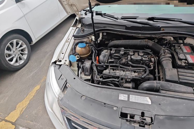 Used Volkswagen FAW-Volkswagen CC 2012 1.8TSI Elite Edition Engine Bay Right
