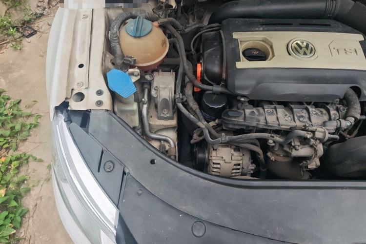 Used Volkswagen FAW-Volkswagen CC 2012 1.8TSI Elite Edition Engine Bay Right