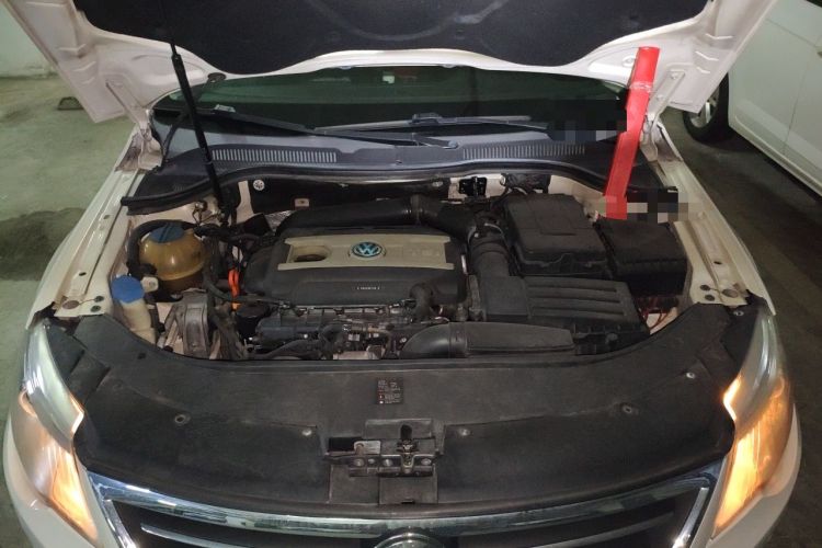 Used Volkswagen FAW-Volkswagen CC 2012 1.8TSI Elite Edition Engine Bay