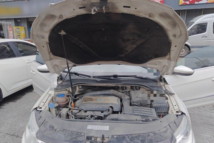 Used Volkswagen FAW-Volkswagen CC 2012 1.8TSI Elite Edition Engine Bay