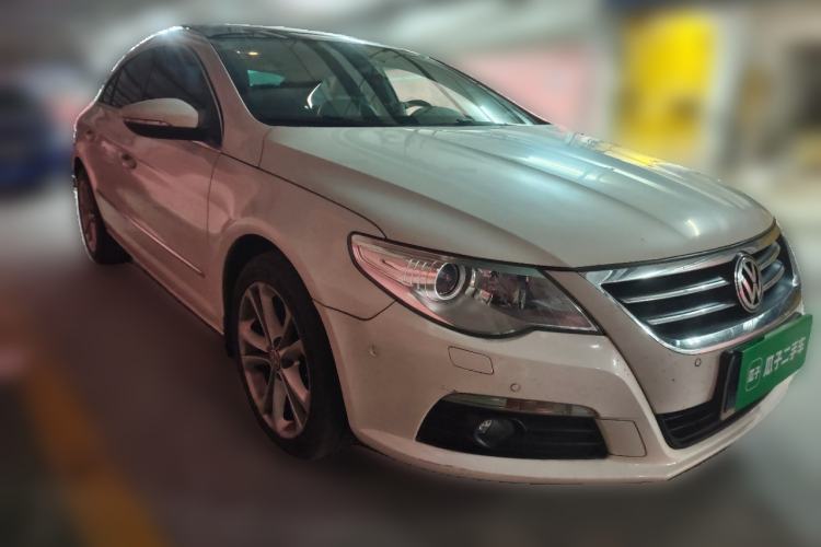 Used Volkswagen FAW-Volkswagen CC 2012 1.8TSI Luxury Model Front Right 45 Deg