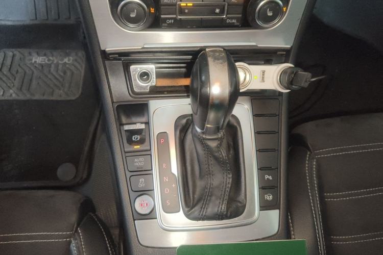 Used Volkswagen FAW-Volkswagen CC 2012 1.8TSI Luxury Model Gear Lever
