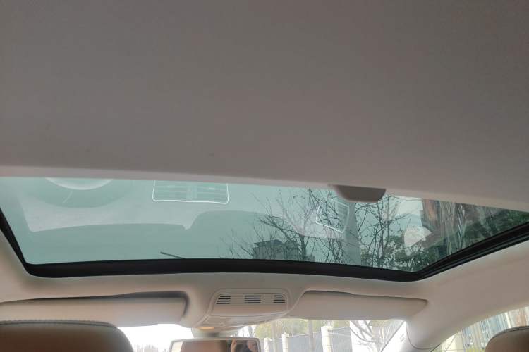 Used Volkswagen FAW-Volkswagen CC 2012 1.8TSI Luxury Model Headliner
