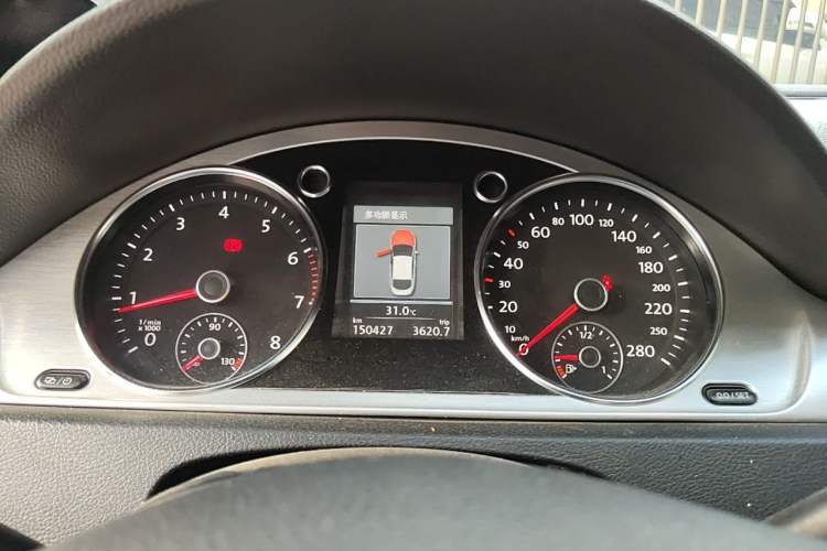 Used Volkswagen FAW-Volkswagen CC 2012 2.0 TSI Luxury Model Instrument Cluster