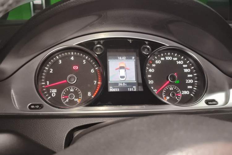 Used Volkswagen FAW-Volkswagen CC 2012 2.0 TSI Luxury Model Instrument Cluster