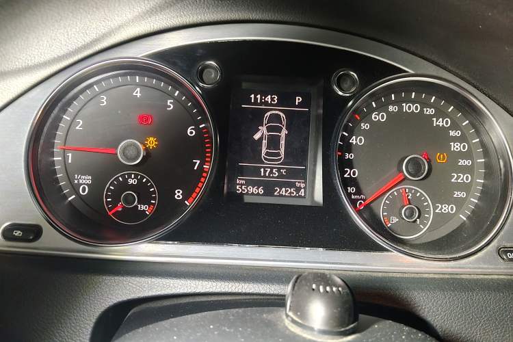 Used Volkswagen FAW-Volkswagen CC 2012 1.8TSI Prestige Model Instrument Cluster