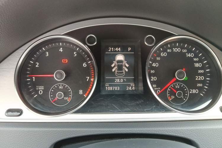 Used Volkswagen FAW-Volkswagen CC 2012 1.8TSI Elite Edition Instrument Cluster