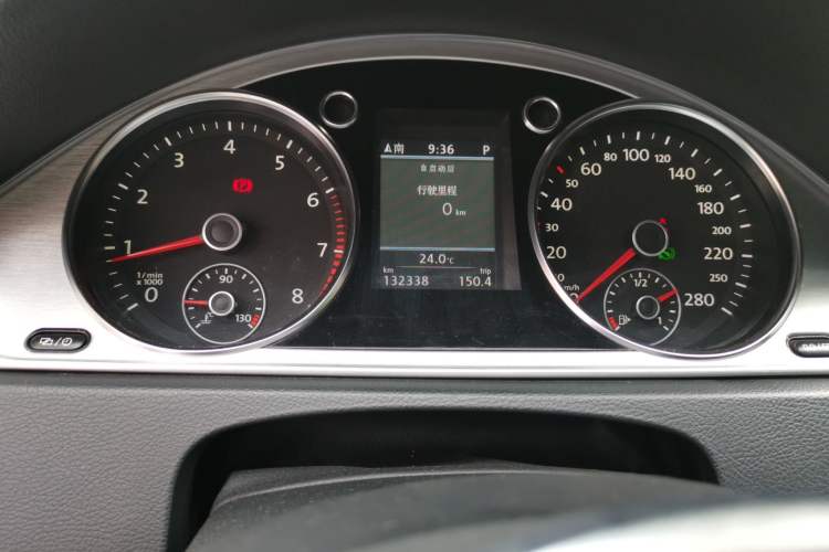 Used Volkswagen FAW-Volkswagen CC 2012 2.0 TSI Luxury Model Instrument Cluster