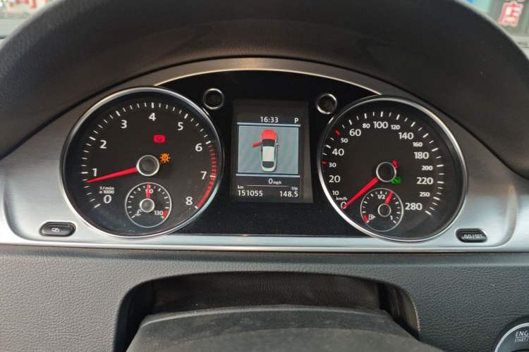 Used Volkswagen FAW-Volkswagen CC 2012 2.0 TSI Luxury Model Instrument Cluster