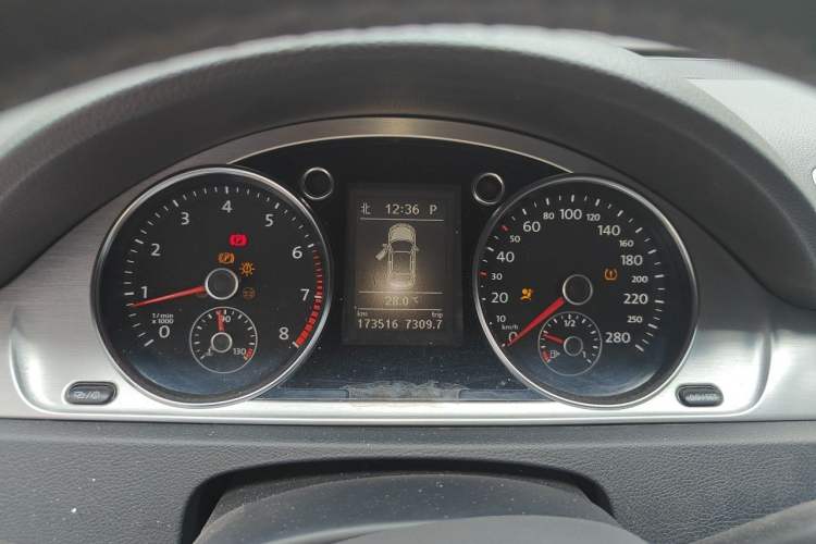 Used Volkswagen FAW-Volkswagen CC 2012 1.8TSI Elite Edition Instrument Cluster