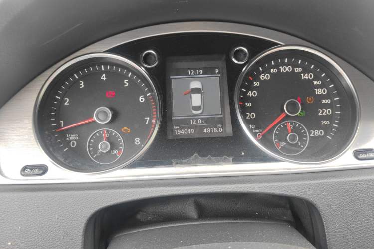 Used Volkswagen FAW-Volkswagen CC 2012 1.8TSI Luxury Model Instrument Cluster