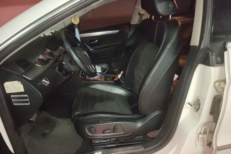 Used Volkswagen FAW-Volkswagen CC 2012 1.8TSI Luxury Model Left Front Seat