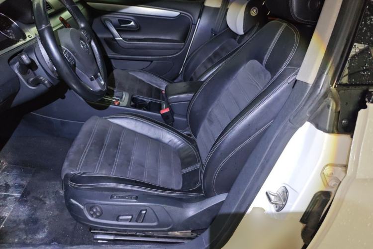 Used Volkswagen FAW-Volkswagen CC 2012 2.0 TSI Luxury Model Left Front Seat