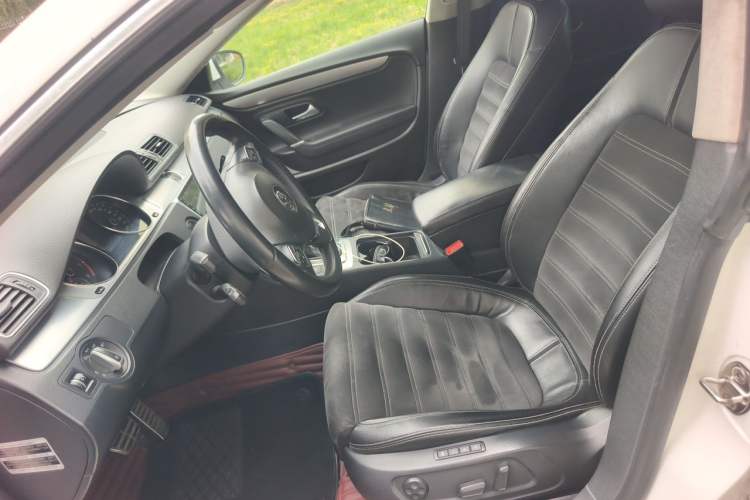 Used Volkswagen FAW-Volkswagen CC 2012 2.0 TSI Ultimate Edition Left Front Seat