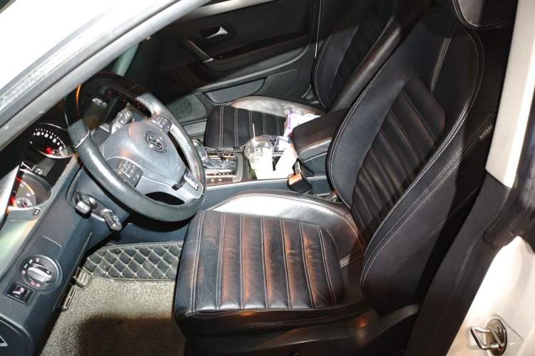 Used Volkswagen FAW-Volkswagen CC 2012 1.8TSI Elite Edition Left Front Seat