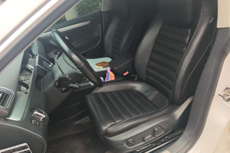 Used Volkswagen FAW-Volkswagen CC 2012 1.8TSI Elite Edition Left Front Seat