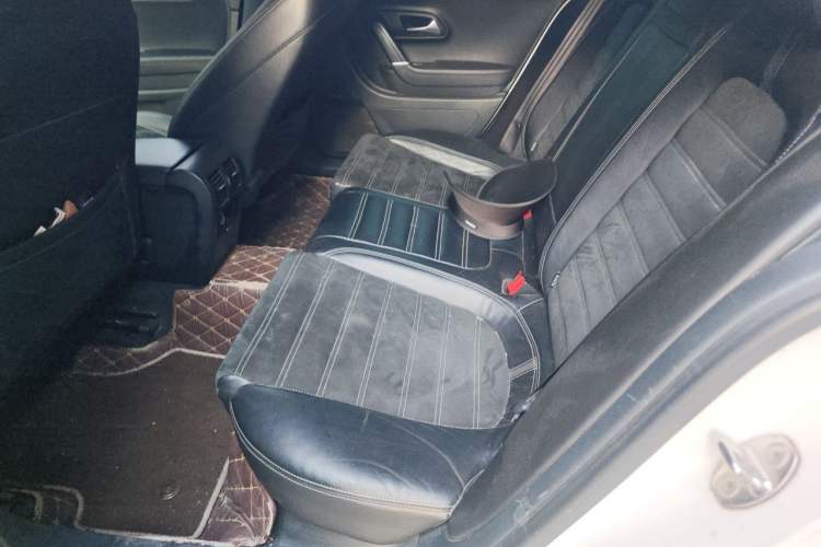 Used Volkswagen FAW-Volkswagen CC 2012 2.0 TSI Luxury Model Left Rear Seat
