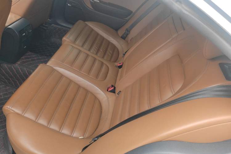 Used Volkswagen FAW-Volkswagen CC 2012 1.8TSI Luxury Model Left Rear Seat