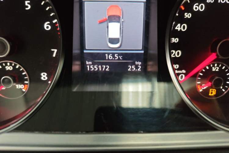 Used Volkswagen FAW-Volkswagen CC 2012 2.0 TSI Luxury Model Odometer Close Up