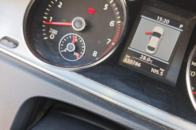 Used Volkswagen FAW-Volkswagen CC 2012 2.0 TSI Ultimate Edition Odometer Close Up