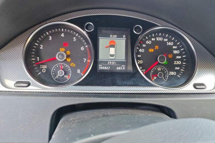 Used Volkswagen FAW-Volkswagen CC 2012 3.0 FSI V6 Odometer Close Up