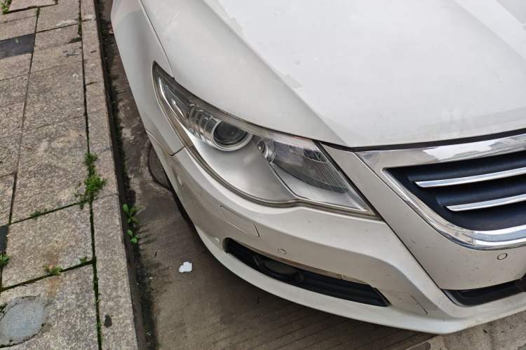 Used Volkswagen FAW-Volkswagen CC 2012 2.0 TSI Ultimate Edition Right Front Headlight
