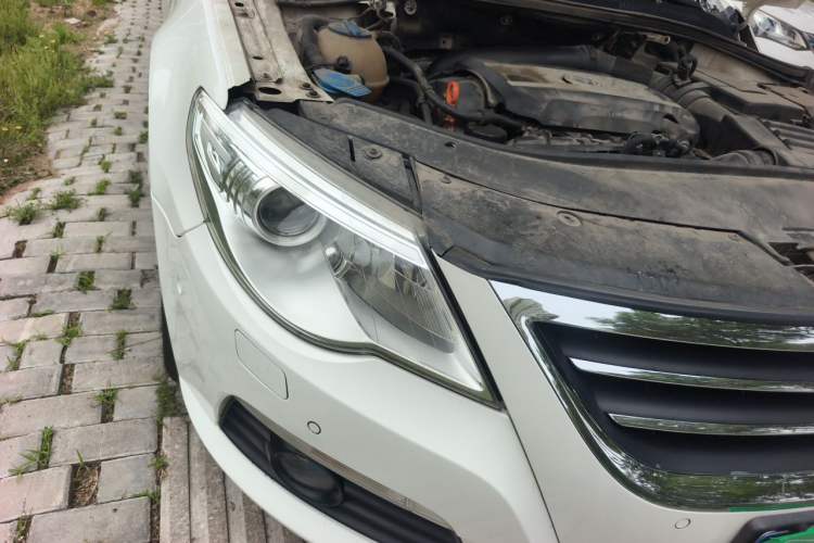 Used Volkswagen FAW-Volkswagen CC 2012 2.0 TSI Ultimate Edition Right Front Headlight