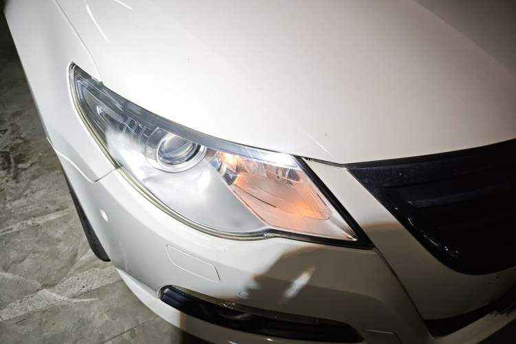 Used Volkswagen FAW-Volkswagen CC 2012 1.8TSI Elite Edition Right Front Headlight