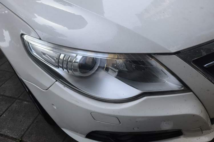 Used Volkswagen FAW-Volkswagen CC 2012 2.0 TSI Ultimate Edition Right Front Headlight