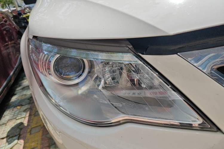 Used Volkswagen FAW-Volkswagen CC 2012 1.8TSI Luxury Model Right Front Headlight