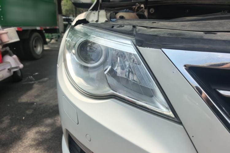 Used Volkswagen FAW-Volkswagen CC 2012 1.8TSI Prestige Model Right Front Headlight