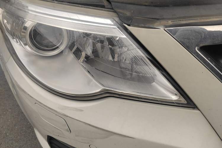 Used Volkswagen FAW-Volkswagen CC 2012 1.8TSI Luxury Model Right Front Headlight