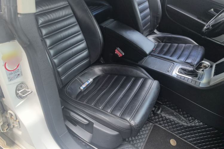 Used Volkswagen FAW-Volkswagen CC 2012 1.8TSI Prestige Model Right Front Seat