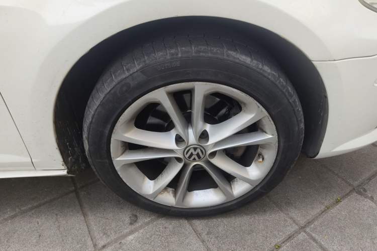 Used Volkswagen FAW-Volkswagen CC 2012 2.0 TSI Ultimate Edition Right Front Wheel Hub