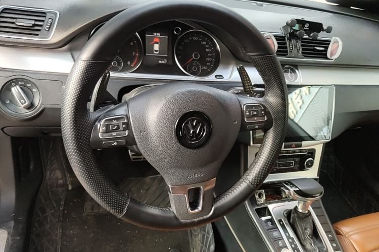 Used Volkswagen FAW-Volkswagen CC 2012 2.0 TSI Luxury Model Steering Wheel