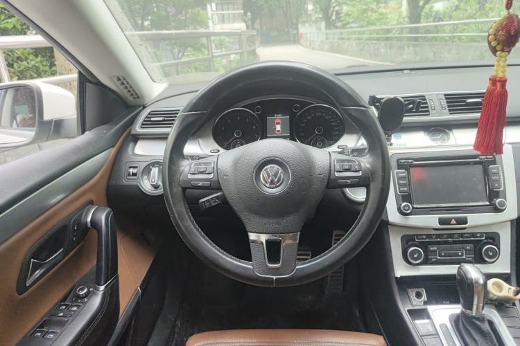 Used Volkswagen FAW-Volkswagen CC 2012 1.8TSI Luxury Model Steering Wheel
