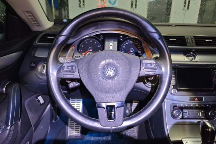 Used Volkswagen FAW-Volkswagen CC 2012 2.0 TSI Luxury Model Steering Wheel