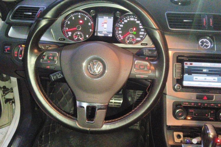 Used Volkswagen FAW-Volkswagen CC 2012 2.0 TSI Luxury Model Steering Wheel