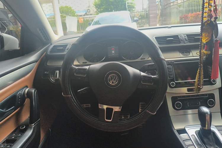 Used Volkswagen FAW-Volkswagen CC 2012 2.0 TSI Ultimate Edition Steering Wheel