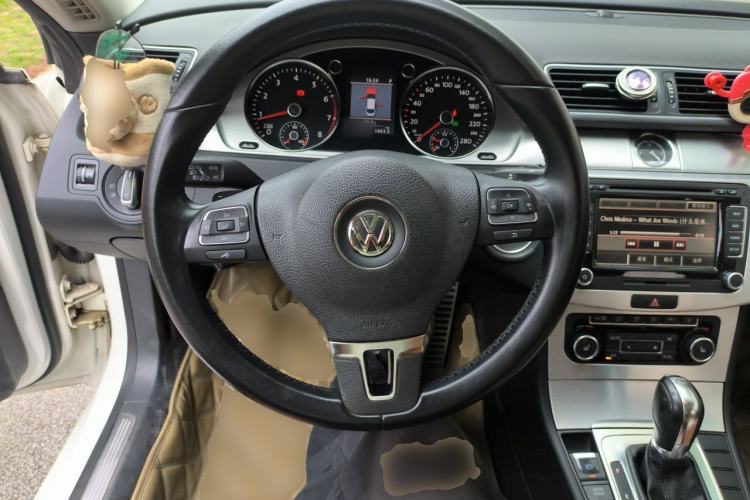 Used Volkswagen FAW-Volkswagen CC 2012 2.0 TSI Luxury Model Steering Wheel