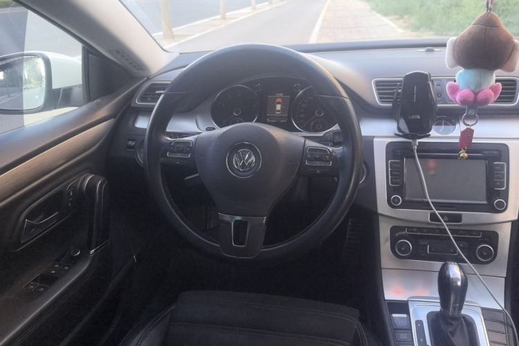 Used Volkswagen FAW-Volkswagen CC 2012 1.8TSI Luxury Model Steering Wheel