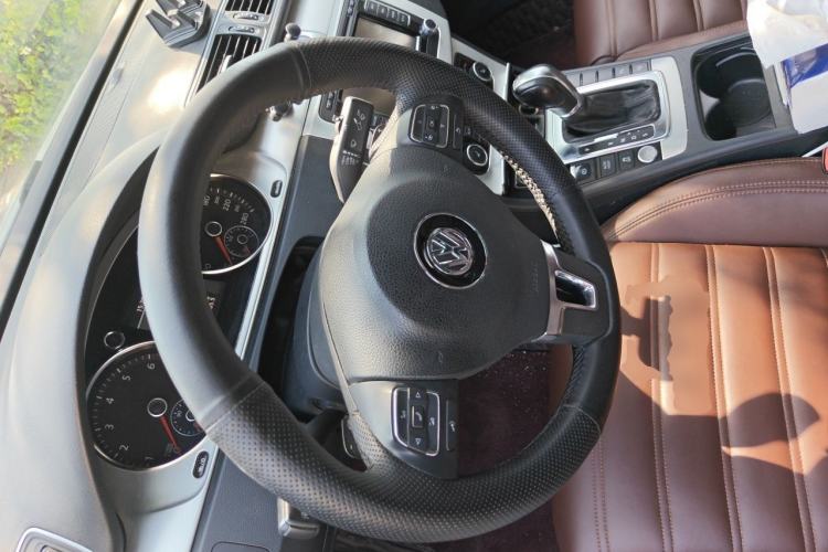 Used Volkswagen FAW-Volkswagen CC 2012 2.0 TSI Ultimate Edition Steering Wheel