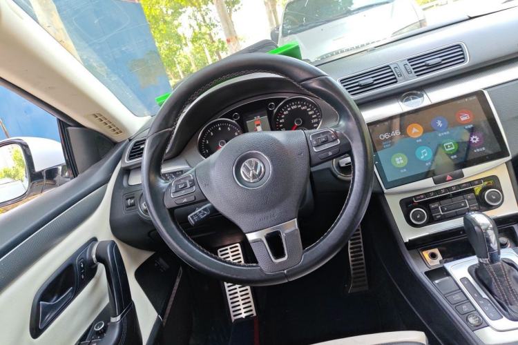 Used Volkswagen FAW-Volkswagen CC 2012 3.0 FSI V6 Steering Wheel