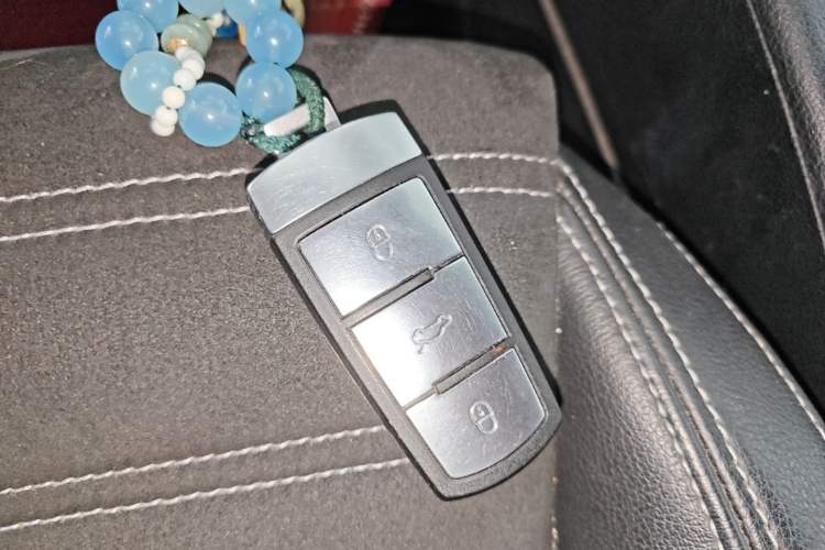 Used Volkswagen FAW-Volkswagen CC 2012 1.8TSI Luxury Model Vehicle Key