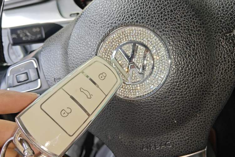 Used Volkswagen FAW-Volkswagen CC 2012 1.8TSI Luxury Model Vehicle Key