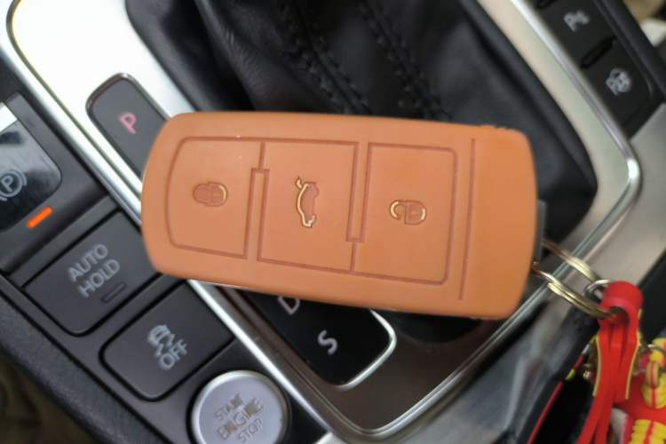 Used Volkswagen FAW-Volkswagen CC 2012 2.0 TSI Luxury Model Vehicle Key
